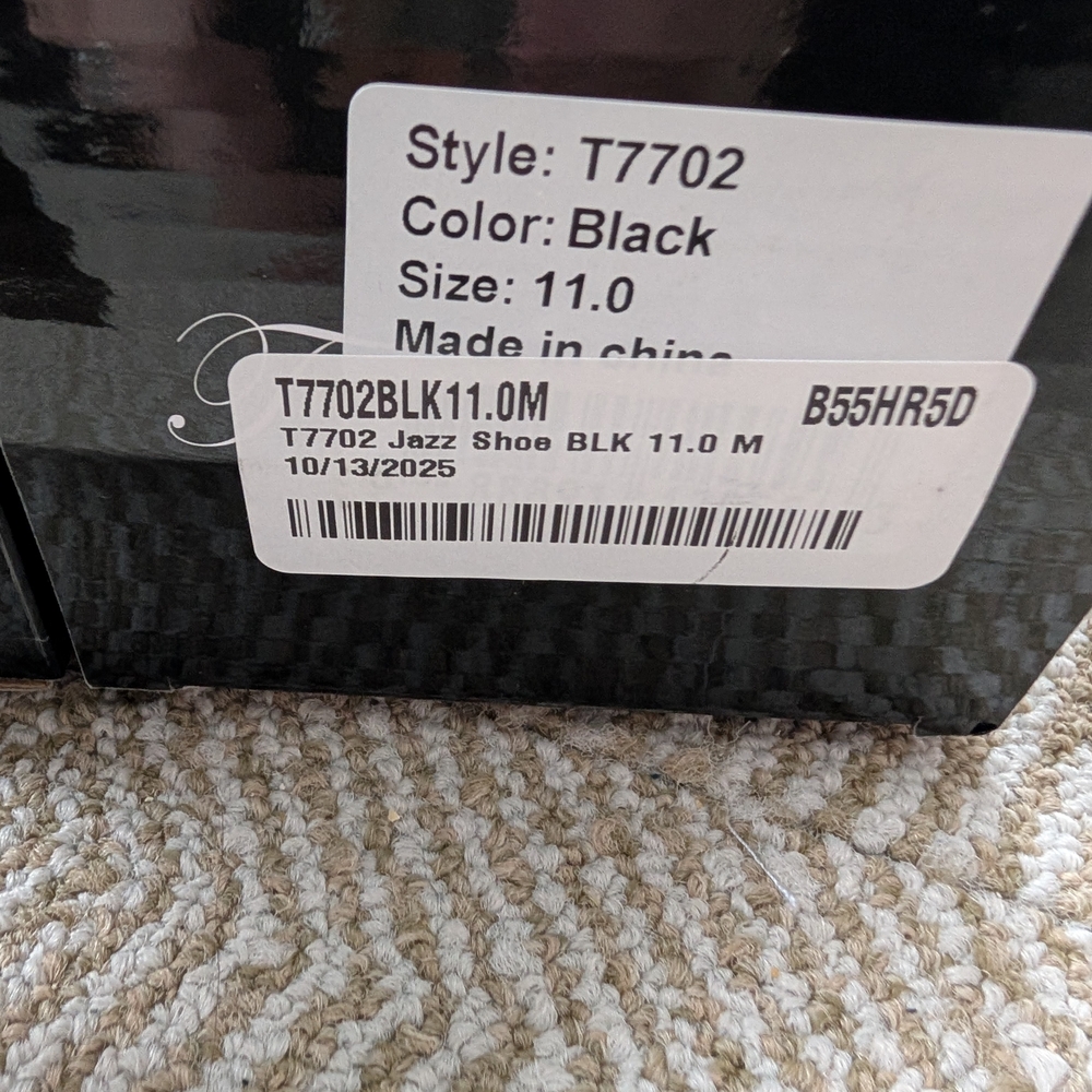 New In Box Theatricals Black Neoprene Split Sole Jazz Dance Shoes T7702 11 & 6 - Picture 3 of 4